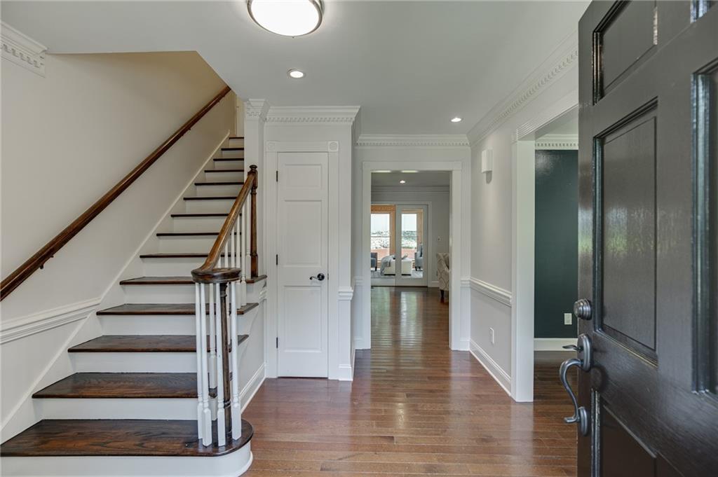 315 Derby Ridge Trace Roswell, GA 30075 - Photo 2 of 44 Gallery Image 2