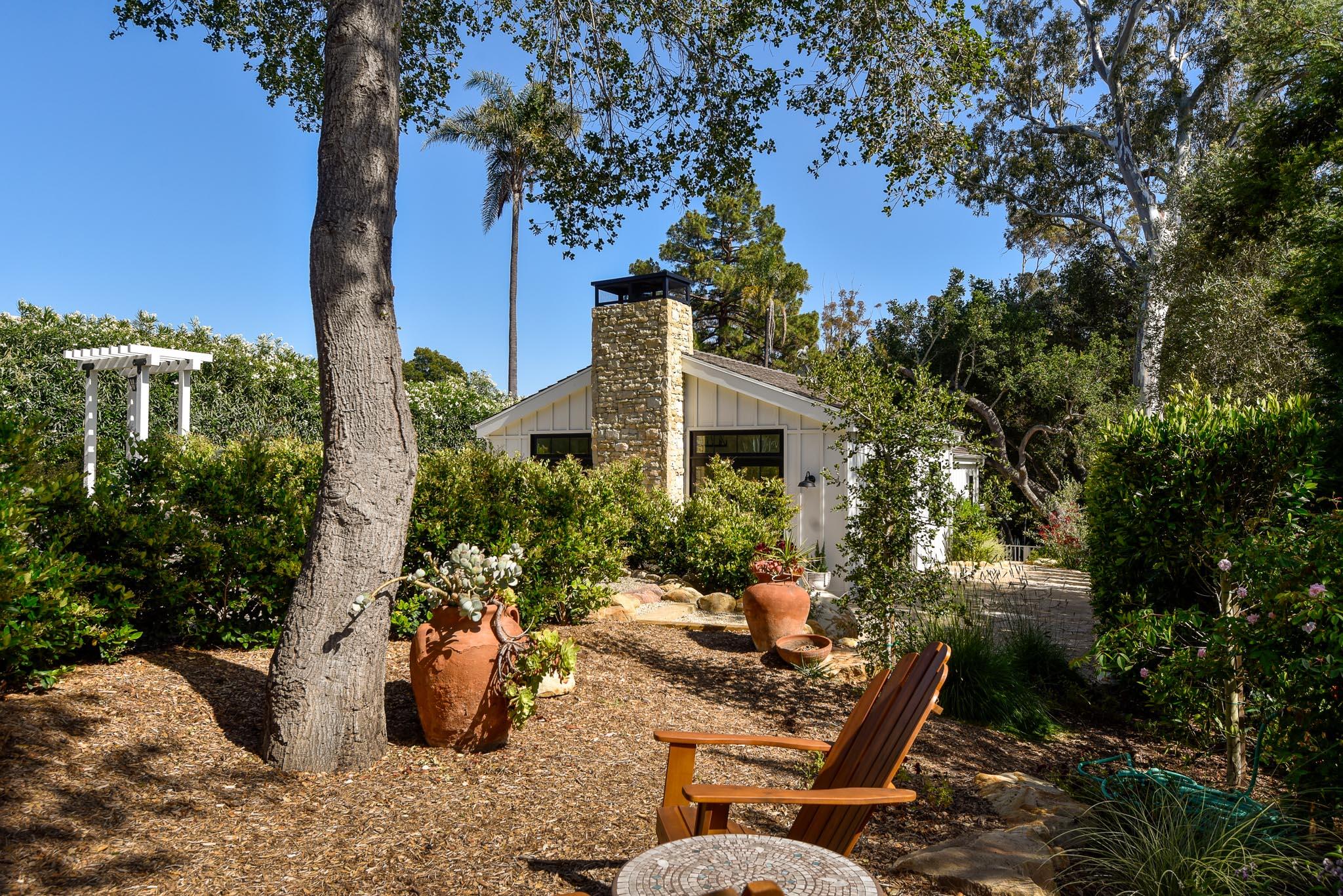 765 B Hot Springs Road Montecito, CA 93108 - Photo 27 of 33 a view of a backyard with plants and patio