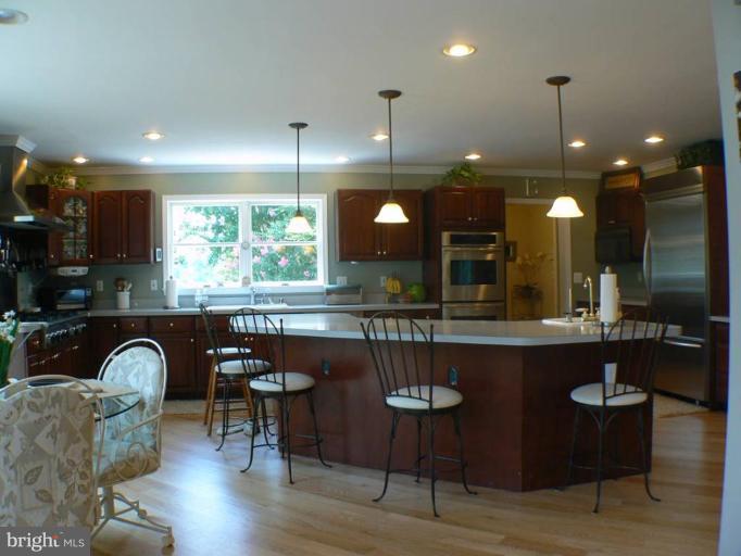 25 Polling House Road Harwood, MD 20776 - Photo 3 of 16 Kitchen