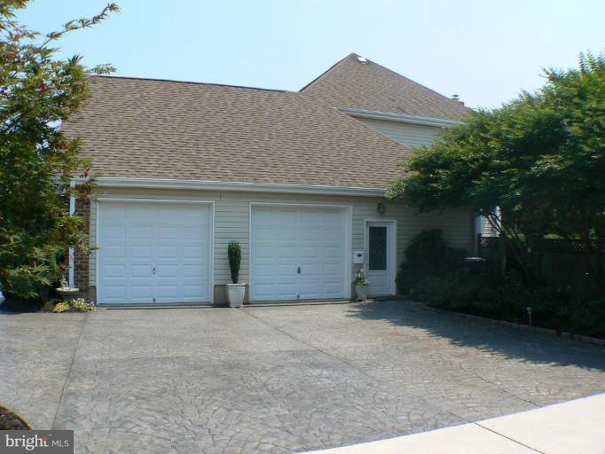 25 Polling House Road Harwood, MD 20776 - Photo 10 of 16 Garage 2