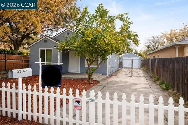 $369,900 | 3743 23rd Avenue, Sacramento, CA 95820