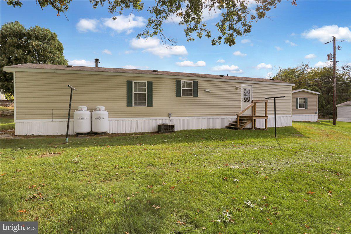 4015 Schoeneck Road Macungie, PA 18062 - Photo 18 of 18 Gallery Image 18