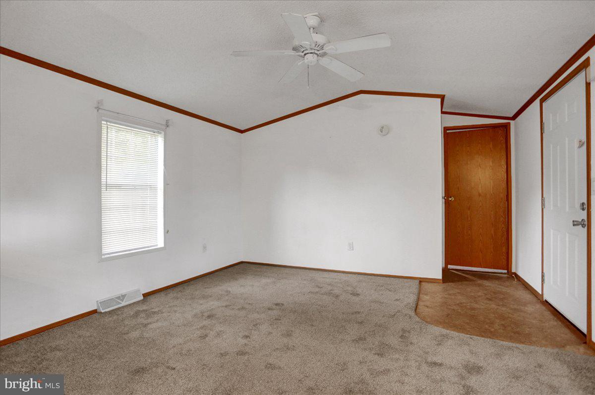 4015 Schoeneck Road Macungie, PA 18062 - Photo 5 of 18 Gallery Image 5