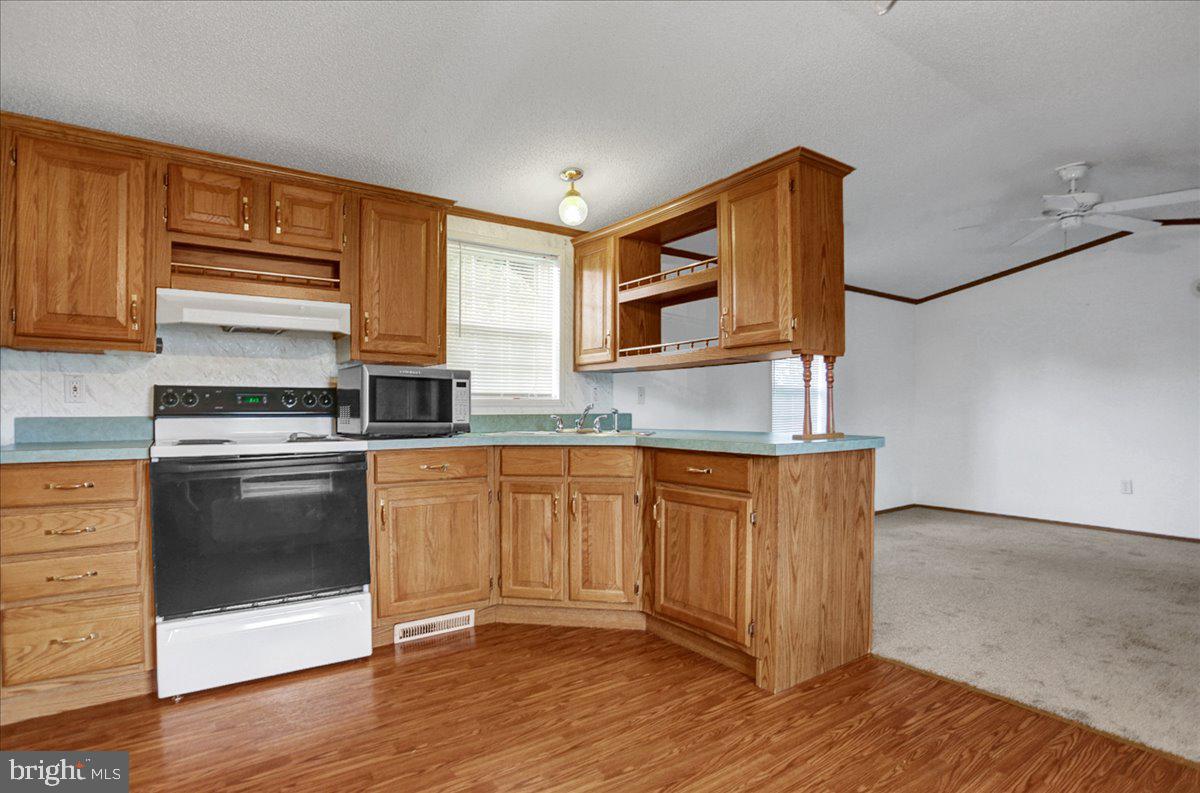 4015 Schoeneck Road Macungie, PA 18062 - Photo 7 of 18 Gallery Image 7