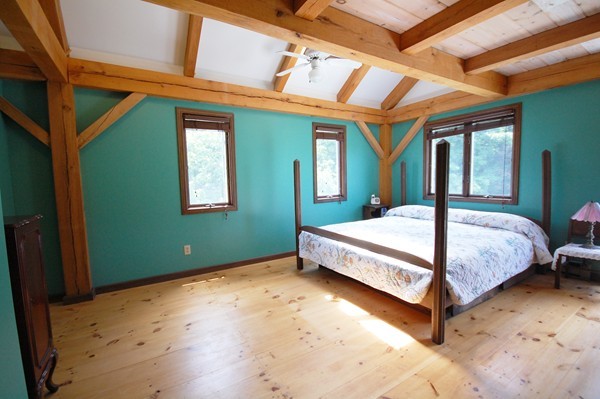 33 Osgood Road Sterling, MA 01564 - Photo 9 of 30 a bed sitting in front of a house