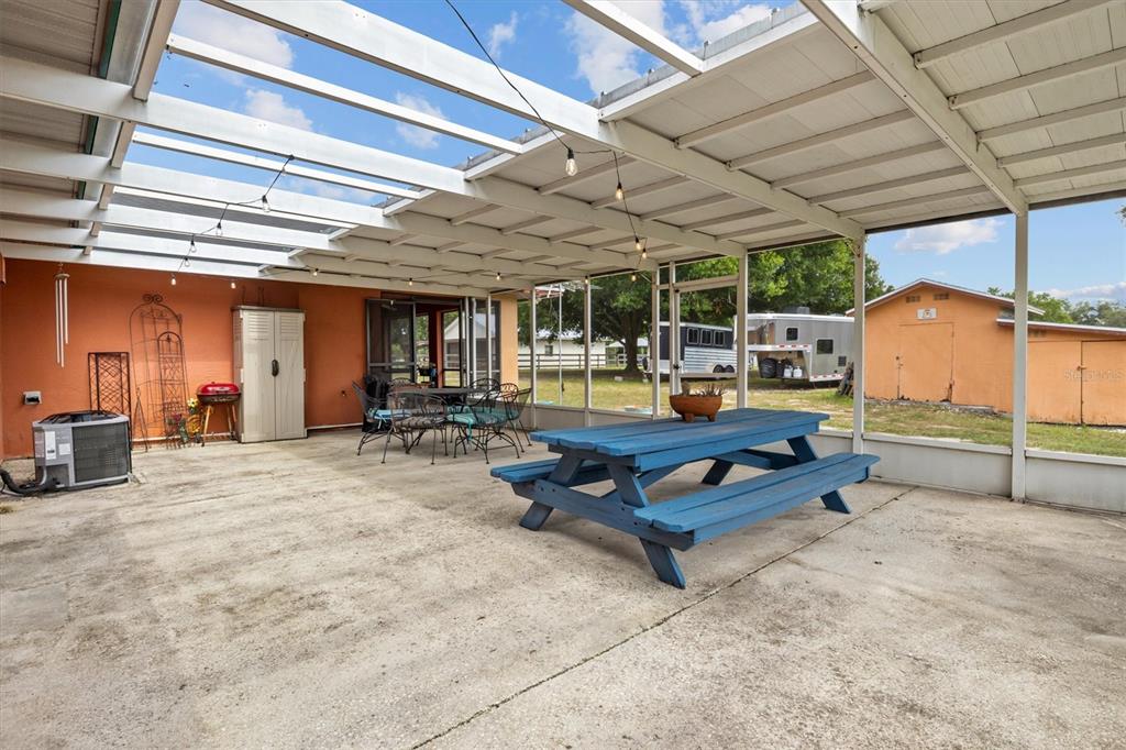 8675 Tom Costine Road Lakeland, FL 33809 - Photo 29 of 37