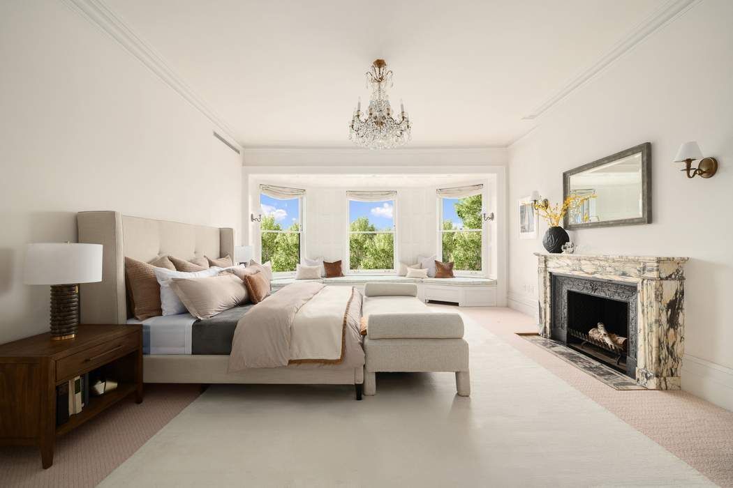 41 Riverside Drive Manhattan, NY 11214 - Photo 13 of 33