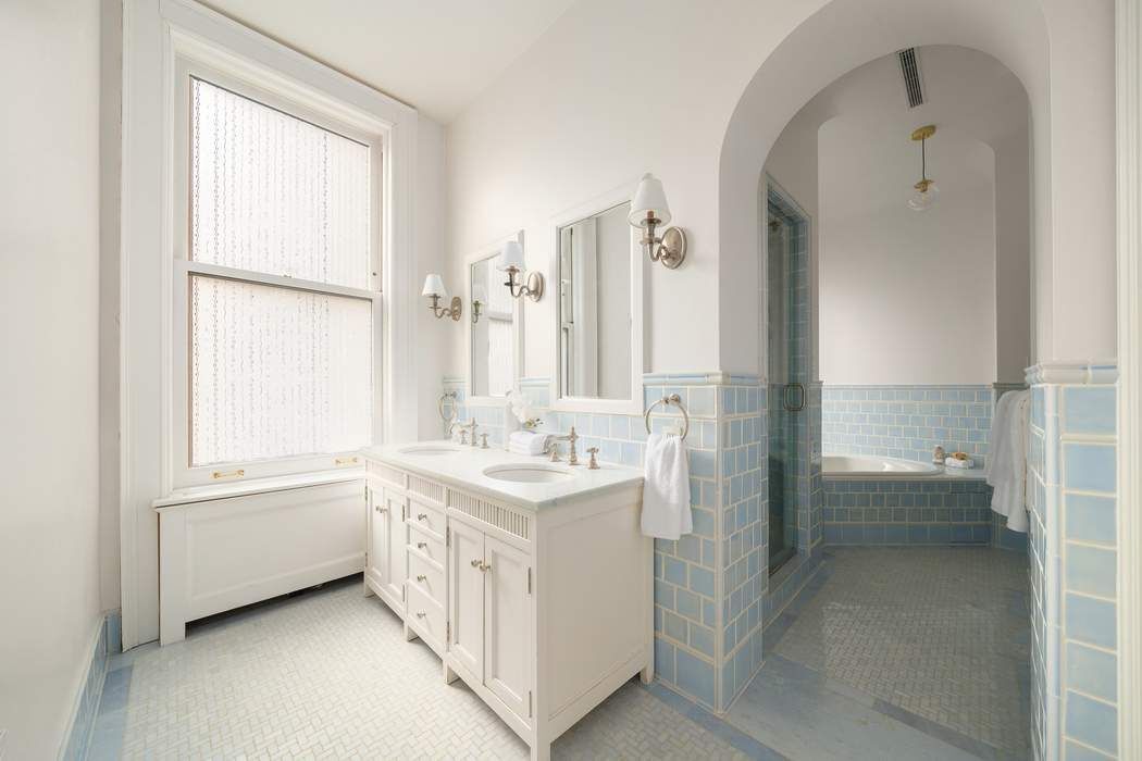 41 Riverside Drive Manhattan, NY 11214 - Photo 16 of 33