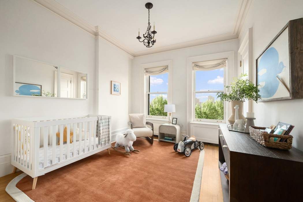 41 Riverside Drive Manhattan, NY 11214 - Photo 19 of 33