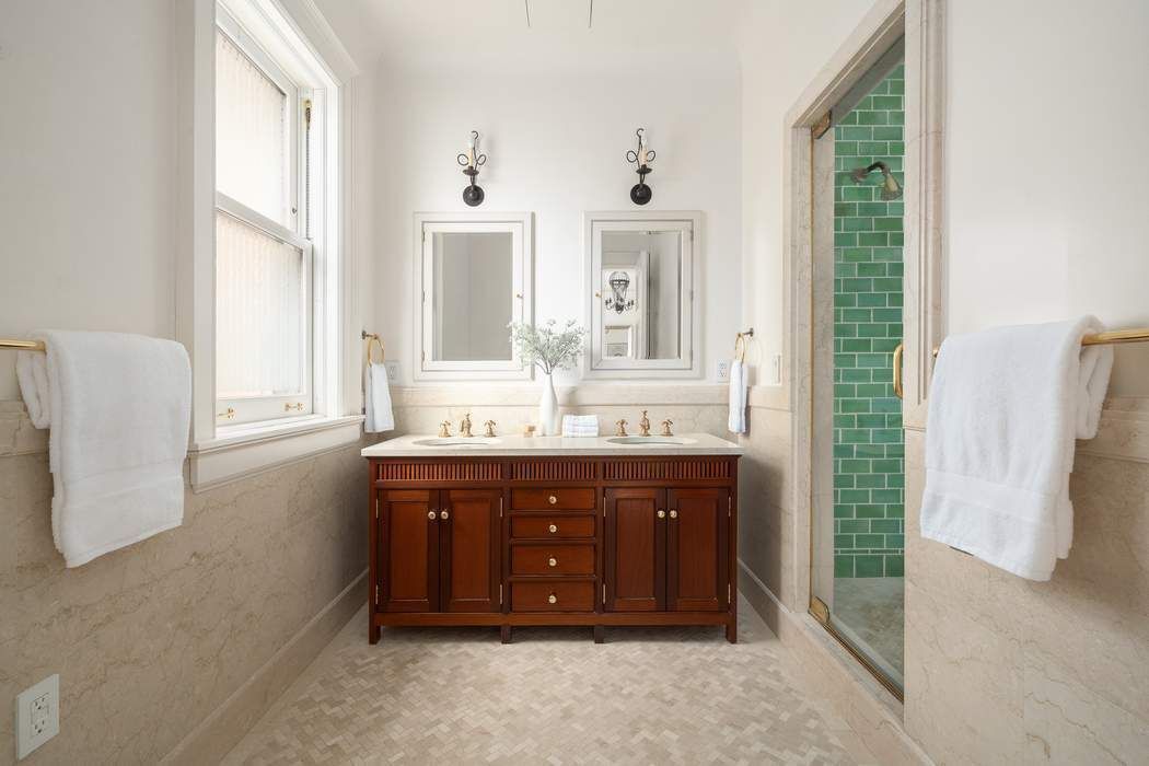 41 Riverside Drive Manhattan, NY 11214 - Photo 24 of 33