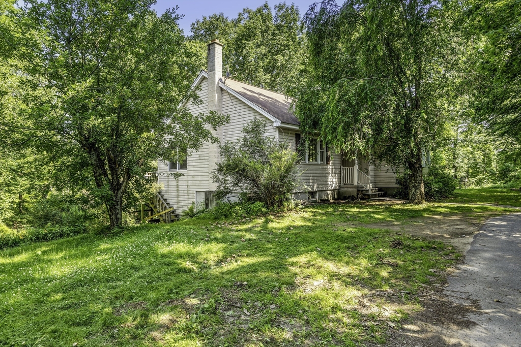 800 Town Farm Road Warren, MA 01083 - Photo 4 of 35