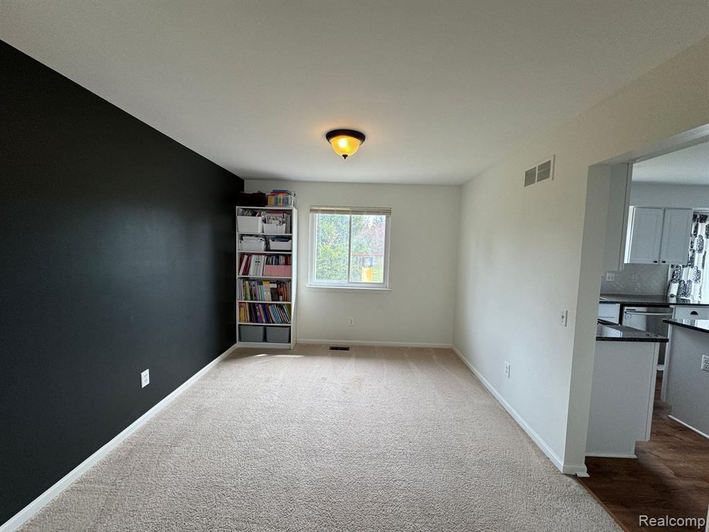 1675 Dunston Road Canton, MI 48188 - Photo 7 of 21