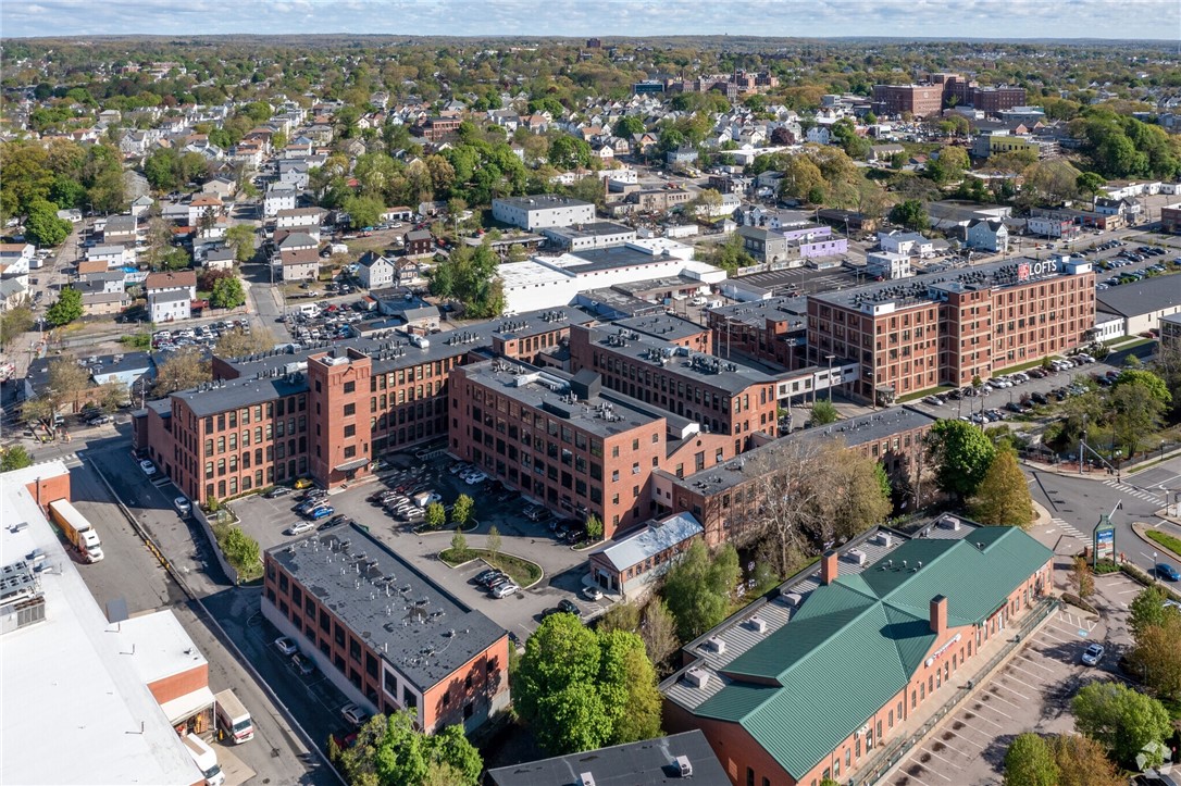 11 Eagle Street, Unit 360 Providence, RI 02908 - Photo 12 of 27