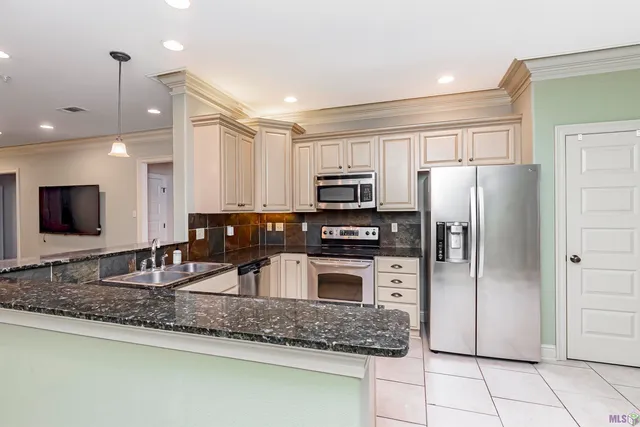 $240,000 | 14155 Highway 73, Unit 45, Prairieville, LA 70769