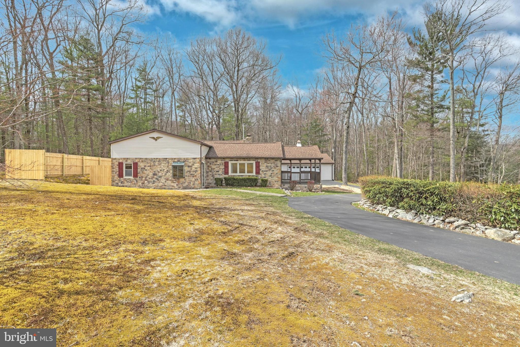 296 Church Road Orrtanna, PA 17353 - Photo 4 of 48 Gallery Image 4