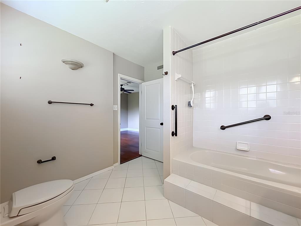 1661 Laurel Road Winter Park, FL 32789 - Photo 63 of 81 Gallery Image 63