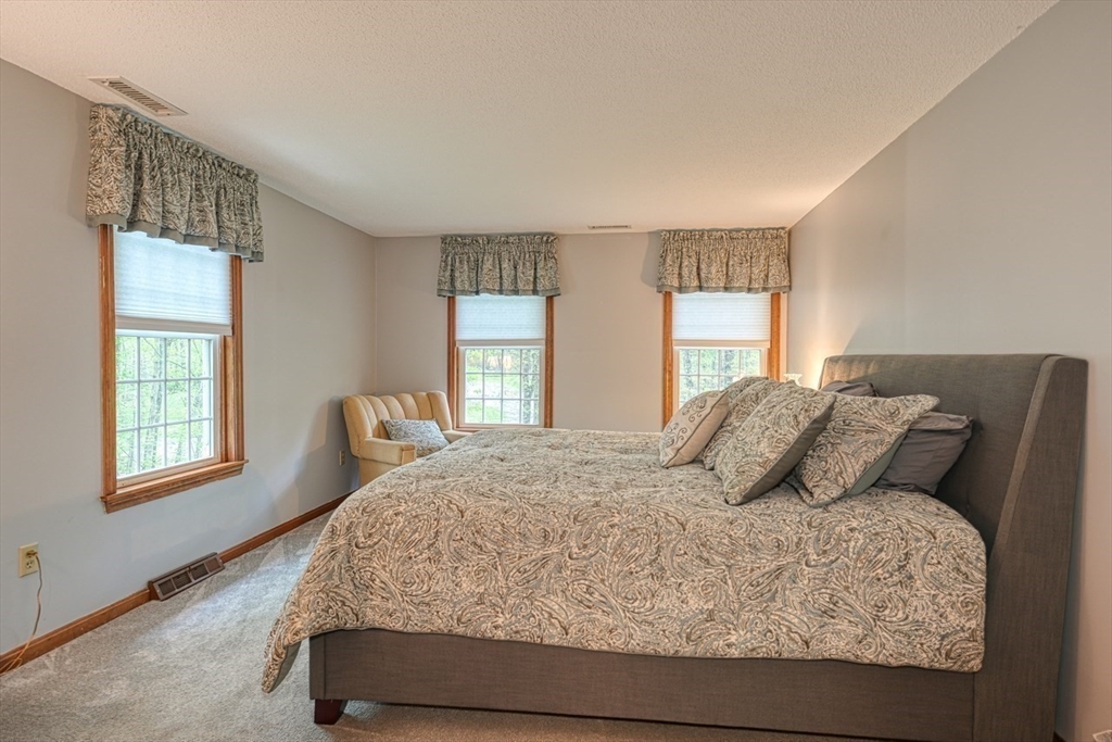 32 Virginia Road Tyngsborough, MA 01879 - Photo 26 of 42 Gallery Image 26