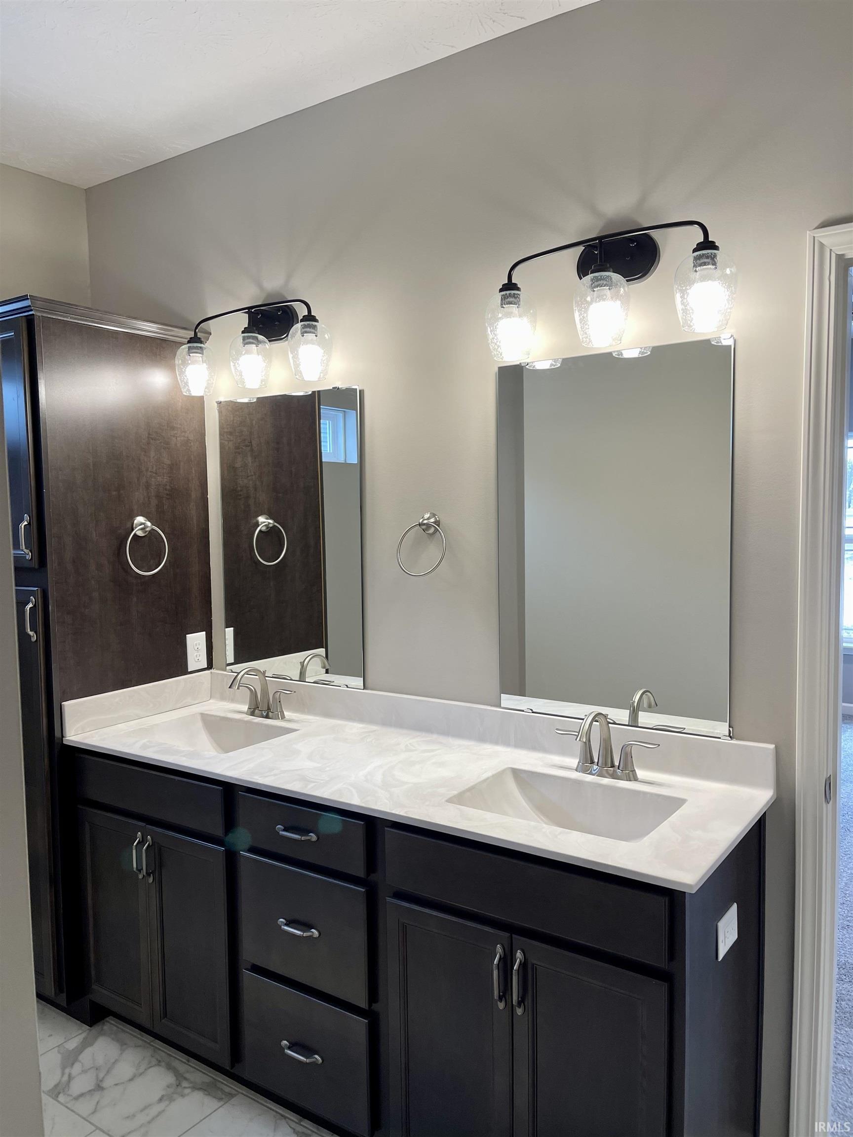 2074 Maple Leaf Drive Kokomo, IN 46902 - Photo 13 of 36