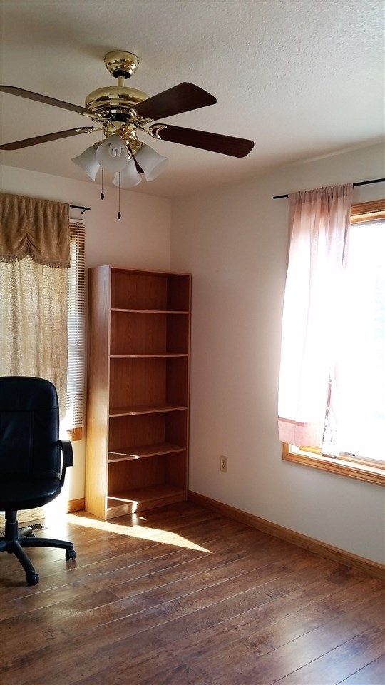 8395 Southwest County Line Road Blanchard, MI 49310 - Photo 25 of 36 1815562-26.JPG