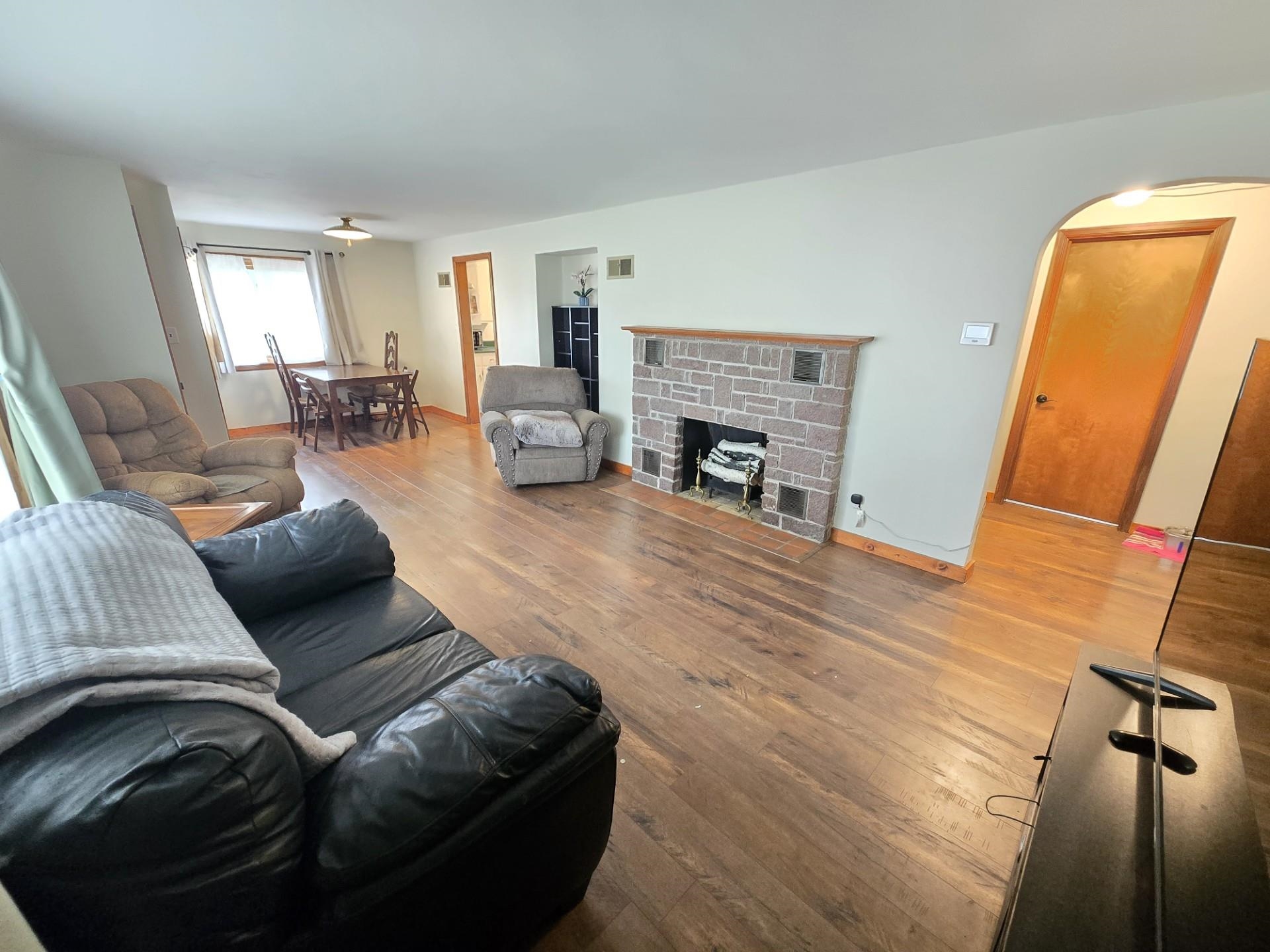 920 Newbury Street Ripon, WI 54971 - Photo 5 of 21