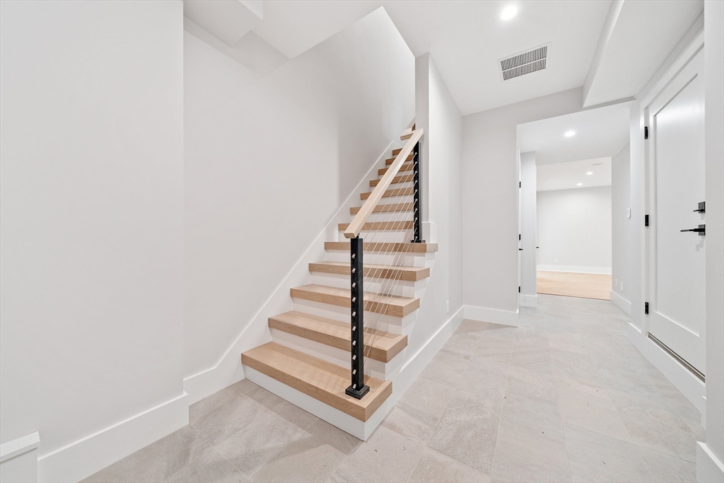94 Thurston Road, Unit 94 Newton, MA 02464 - Photo 18 of 27