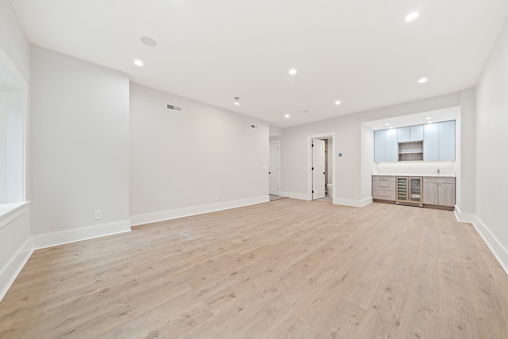 94 Thurston Road, Unit 94 Newton, MA 02464 - Photo 19 of 27