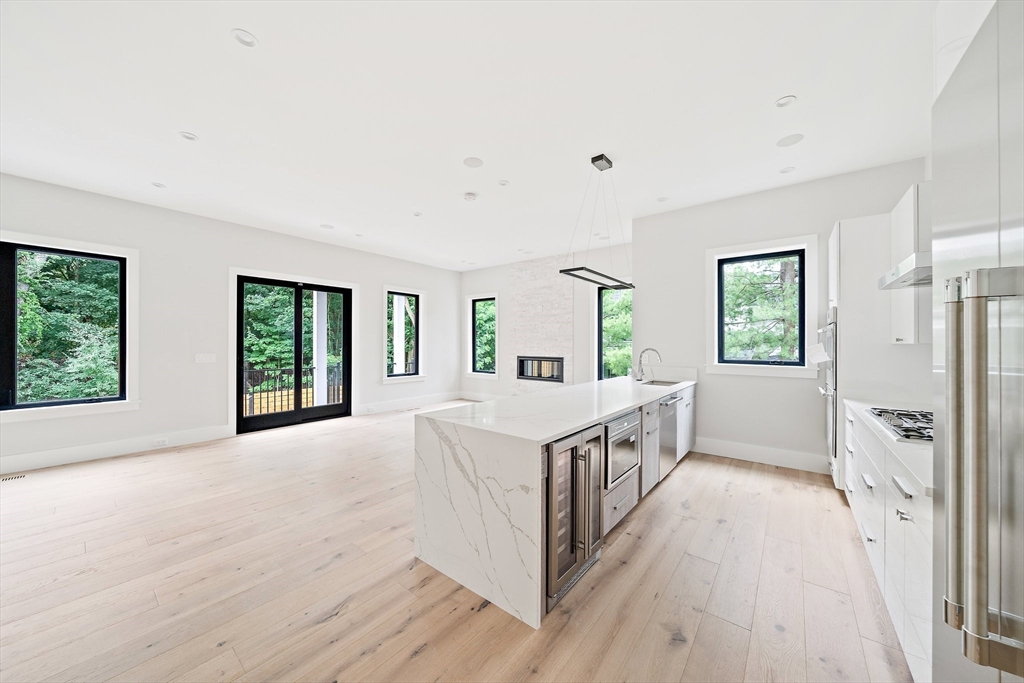 94 Thurston Road, Unit 94 Newton, MA 02464 - Photo 2 of 27