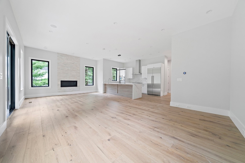 94 Thurston Road, Unit 94 Newton, MA 02464 - Photo 3 of 27