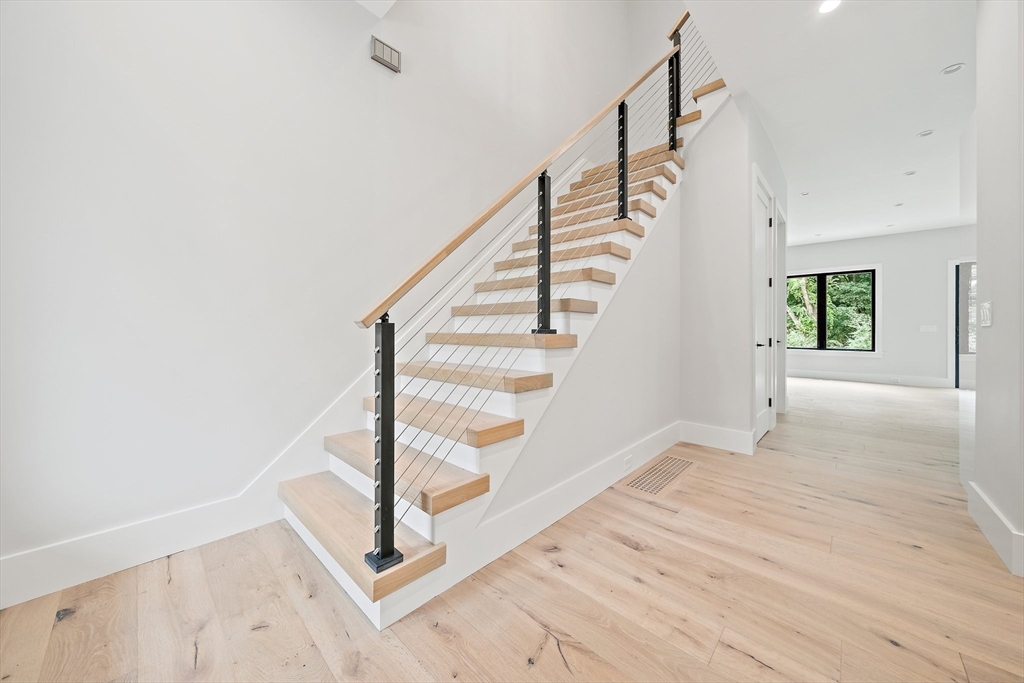 94 Thurston Road, Unit 94 Newton, MA 02464 - Photo 8 of 27