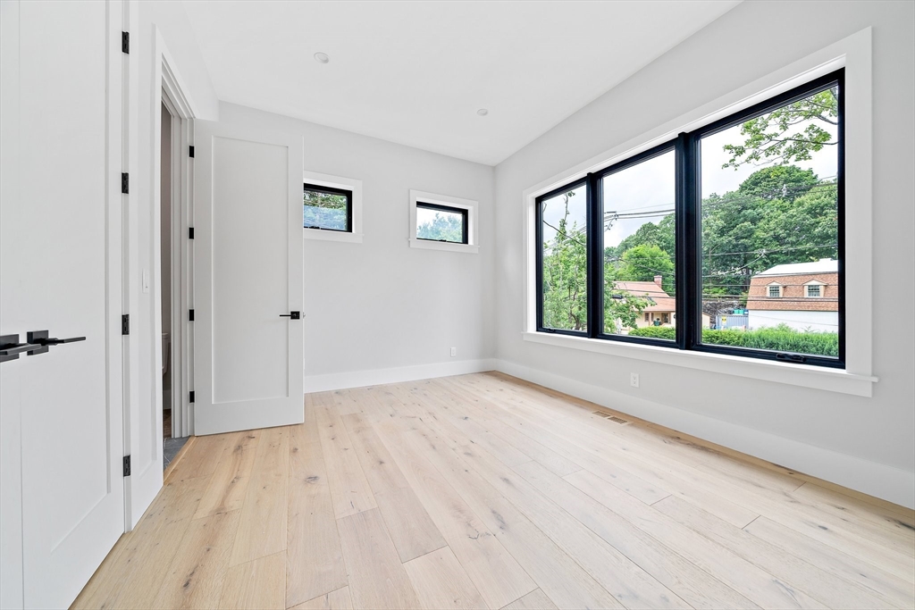 94 Thurston Road, Unit 94 Newton, MA 02464 - Photo 9 of 27