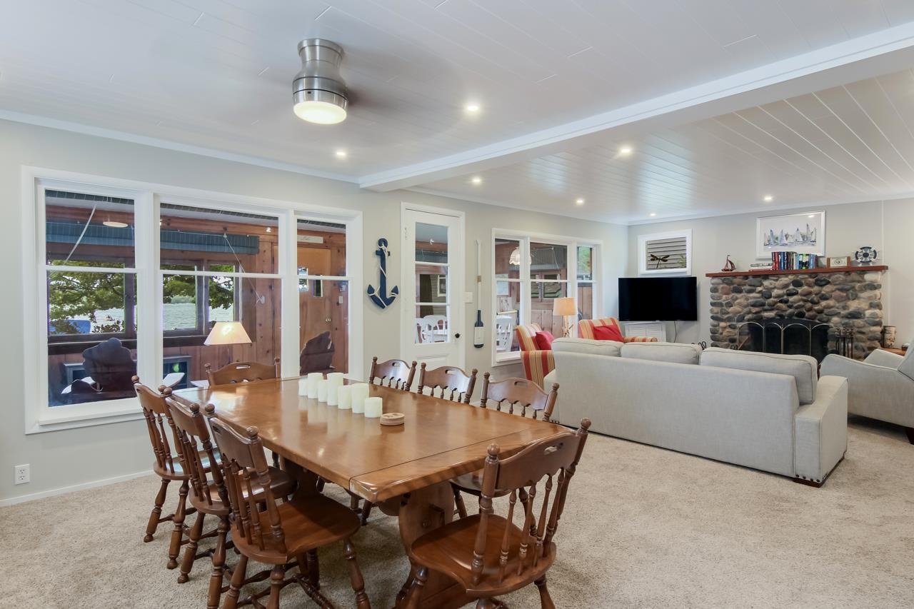8450 South Lakeview Road Traverse City, MI 49684 - Photo 8 of 33 1902387-7.JPG