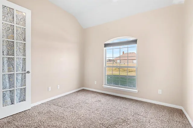 $555,000 | 106 Cardiff Lane, Waxahachie, TX 75167