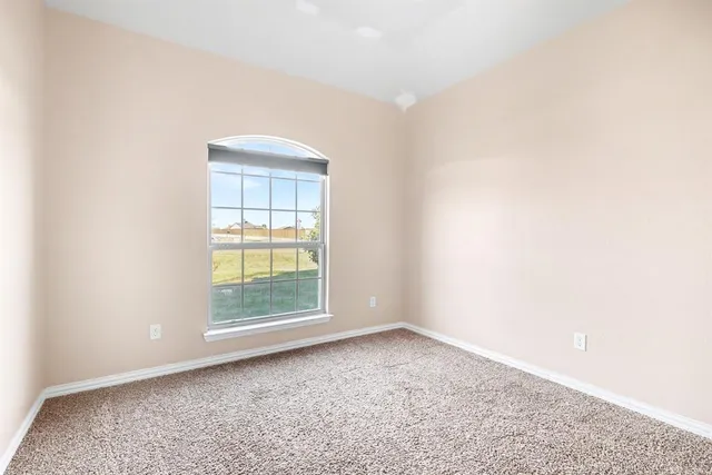 $555,000 | 106 Cardiff Lane, Waxahachie, TX 75167