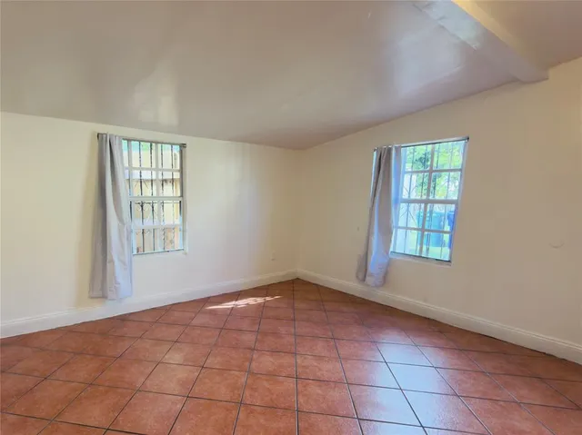 $3,200 | 3172 McDonald Street, Miami, FL 33133