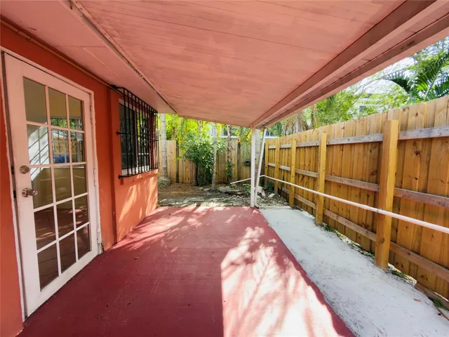 $3,200 | 3172 McDonald Street, Miami, FL 33133