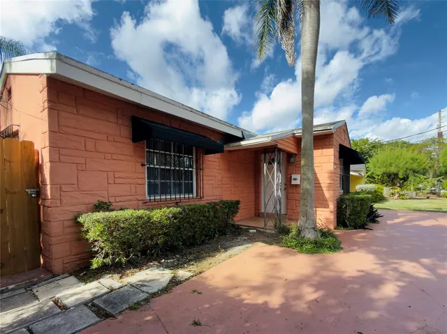 $3,200 | 3172 McDonald Street, Miami, FL 33133