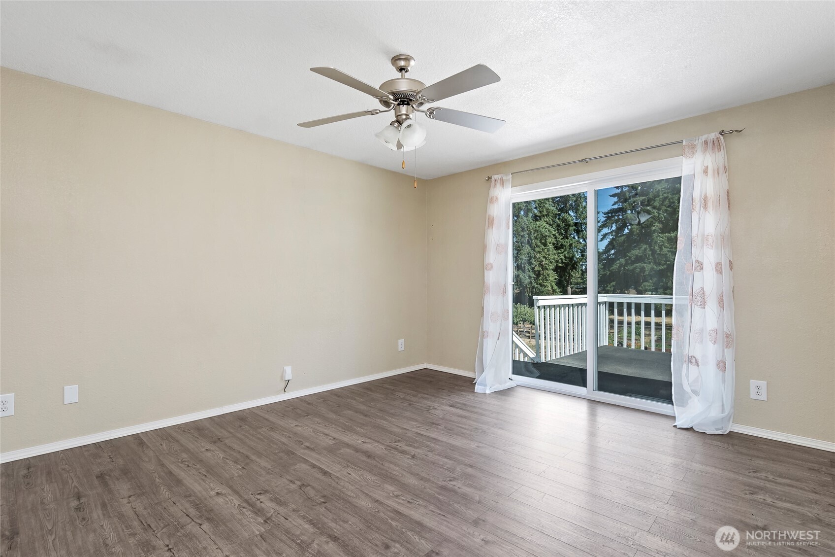 18948 Cook Road Southeast Yelm, WA 98597 - Photo 14 of 40 Gallery Image 14