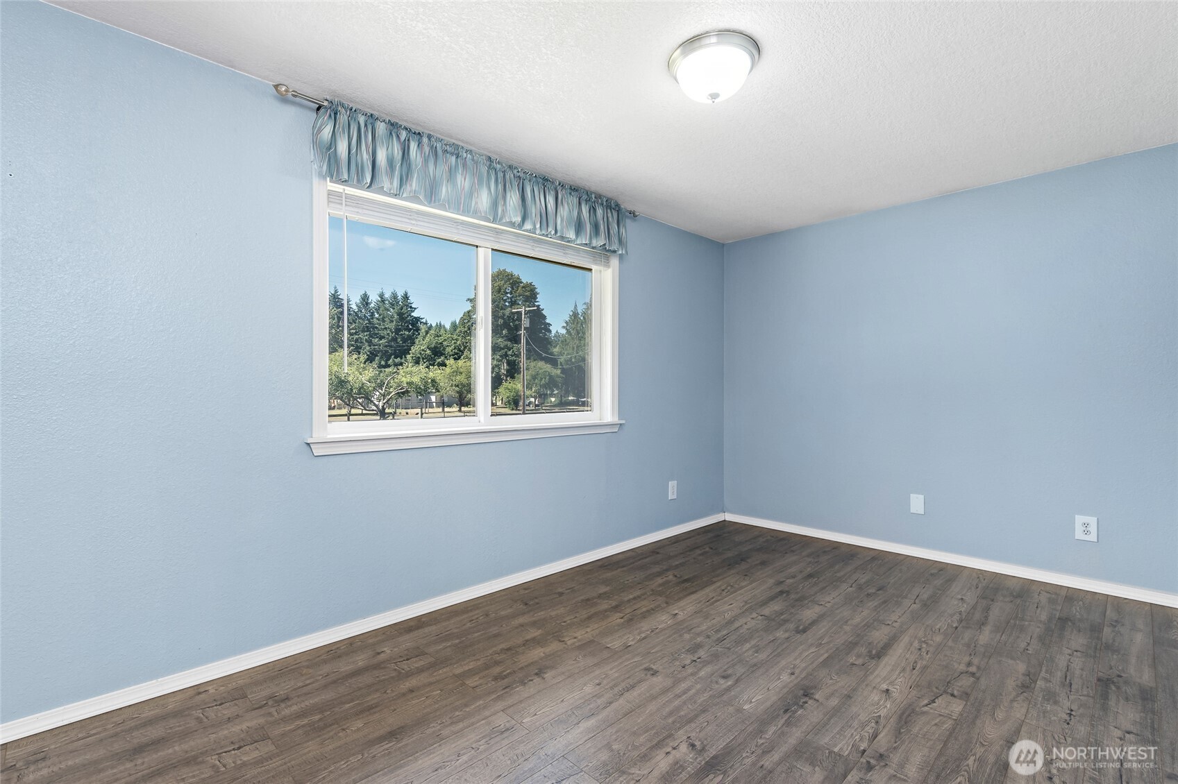 18948 Cook Road Southeast Yelm, WA 98597 - Photo 18 of 40 Gallery Image 18
