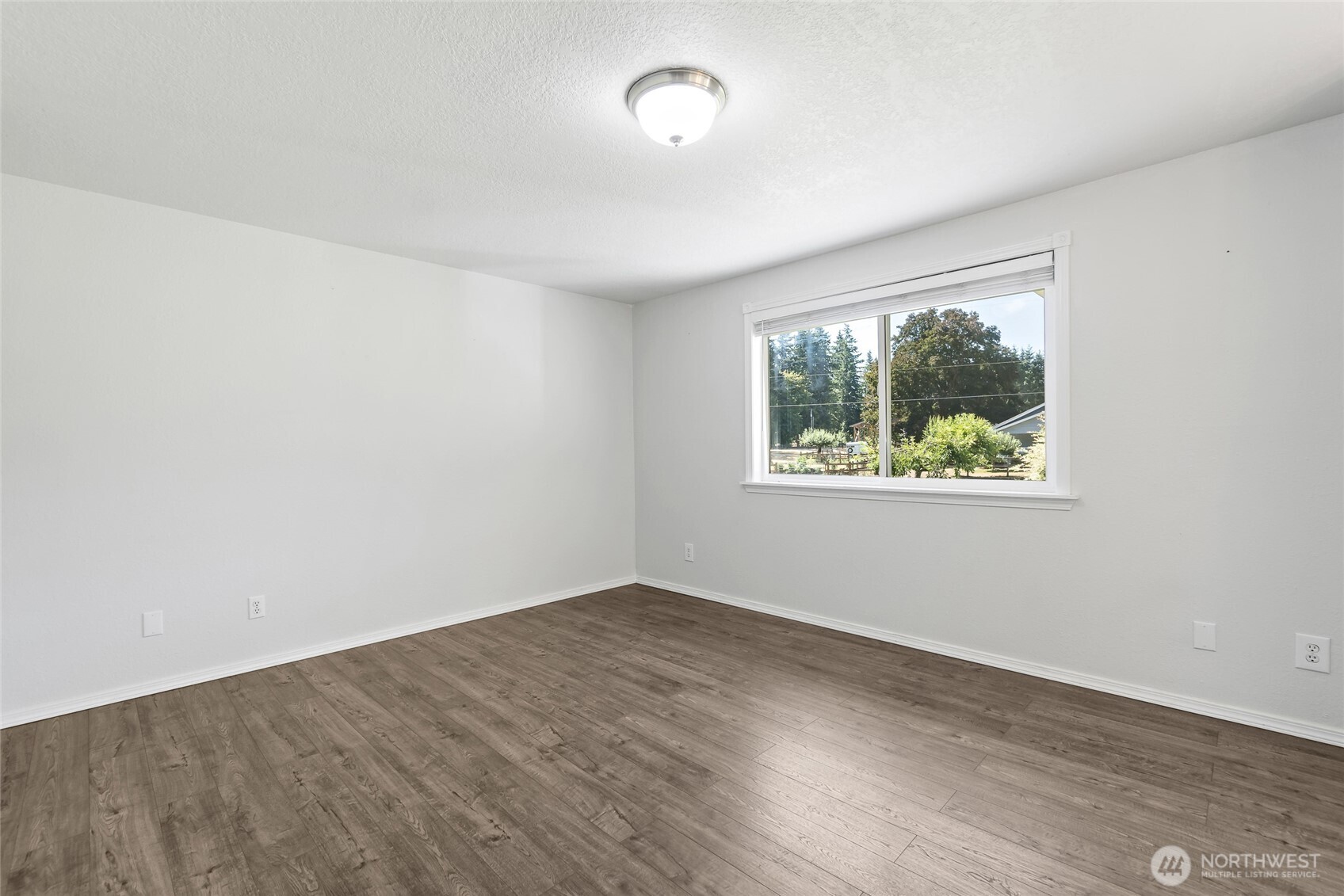 18948 Cook Road Southeast Yelm, WA 98597 - Photo 7 of 40 Gallery Image 7