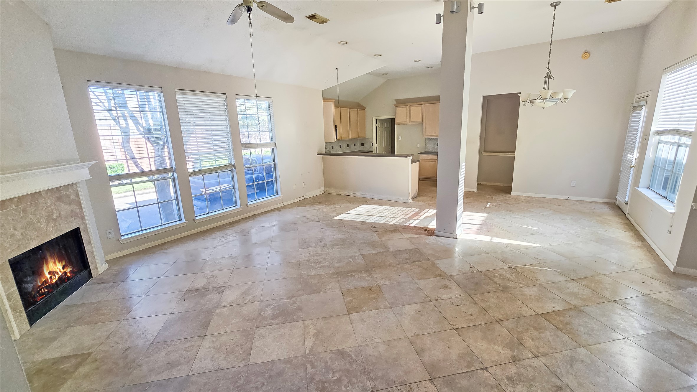 2939 Rosefield Drive Houston, TX 77080 - Photo 12 of 27