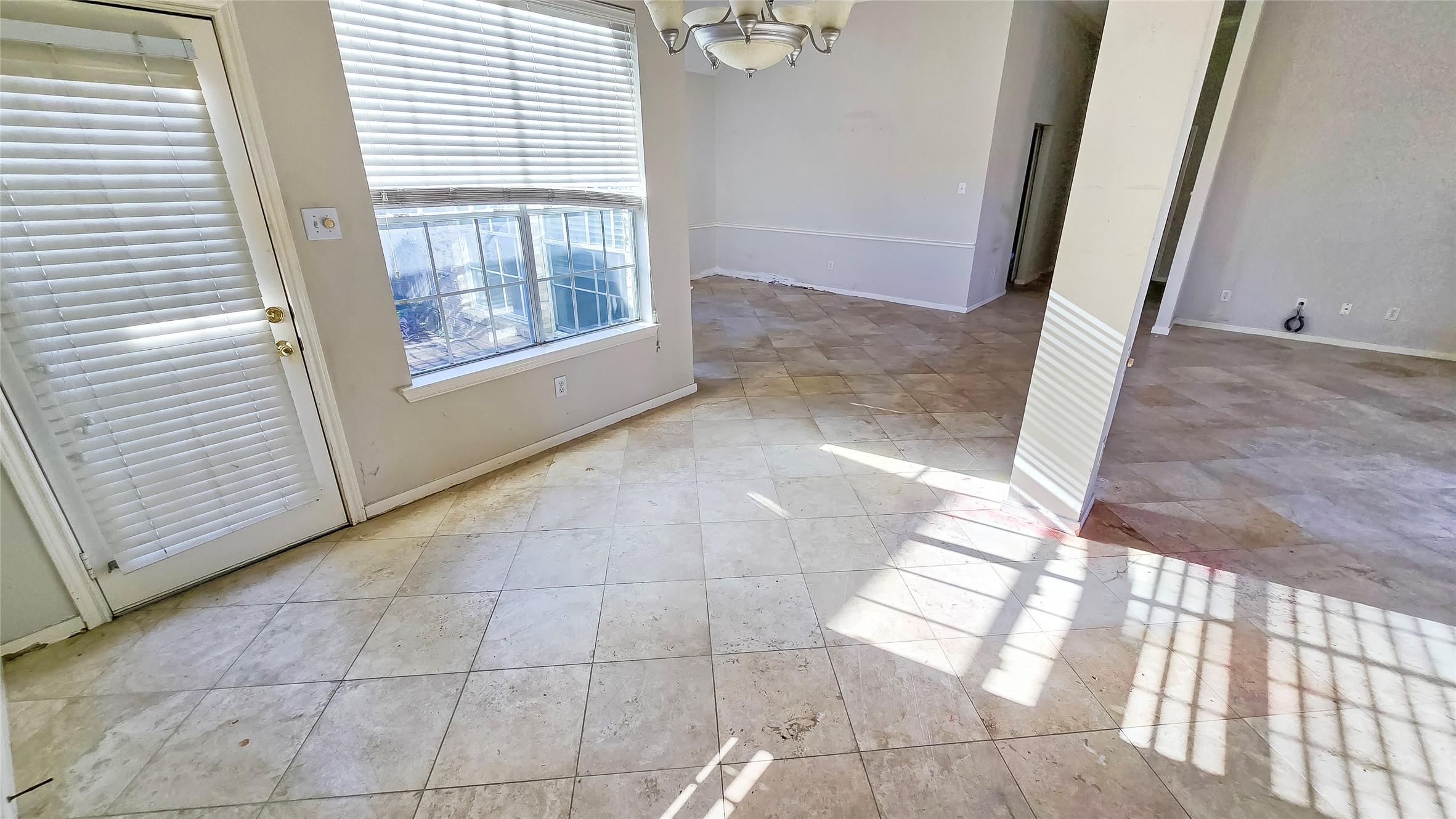 2939 Rosefield Drive Houston, TX 77080 - Photo 15 of 27