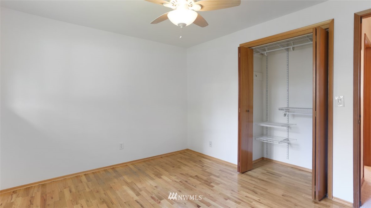 2420 Northeast 25th Street Renton, WA 98056 - Photo 13 of 25