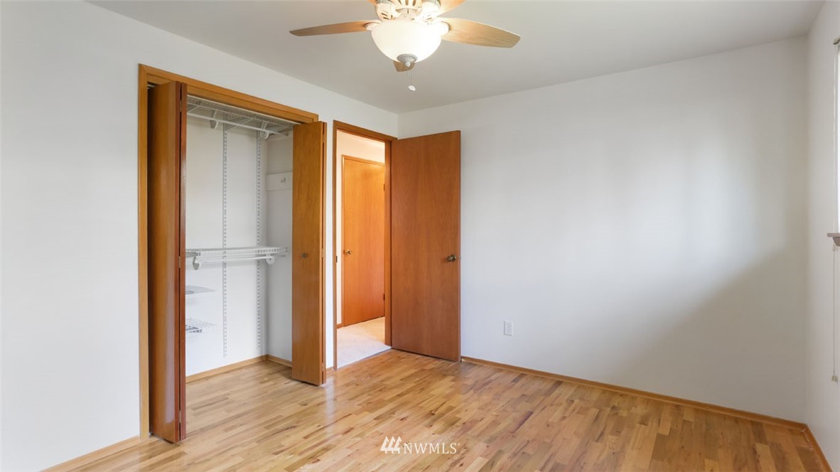2420 Northeast 25th Street Renton, WA 98056 - Photo 14 of 25