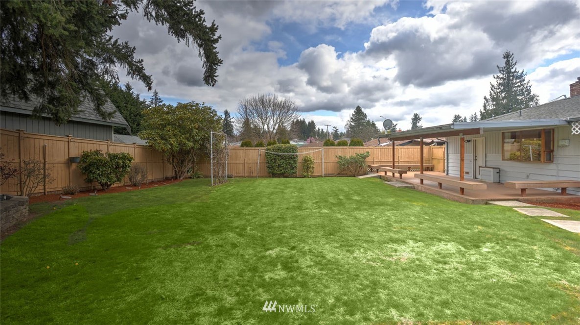 2420 Northeast 25th Street Renton, WA 98056 - Photo 23 of 25
