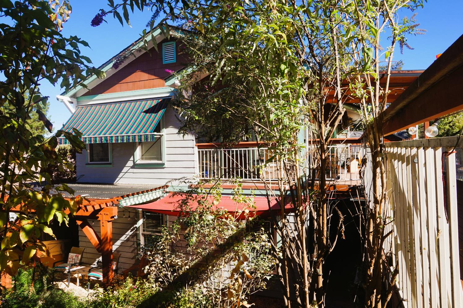 126 Center Street Jackson, CA 95642 - Photo 11 of 82 mid garden view from upper garden