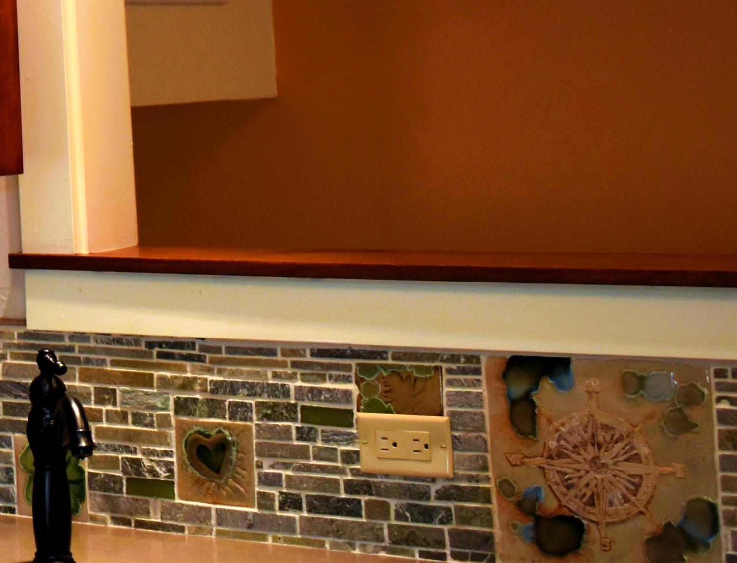 126 Center Street Jackson, CA 95642 - Photo 19 of 82 Wet bar back splash with custom tile design