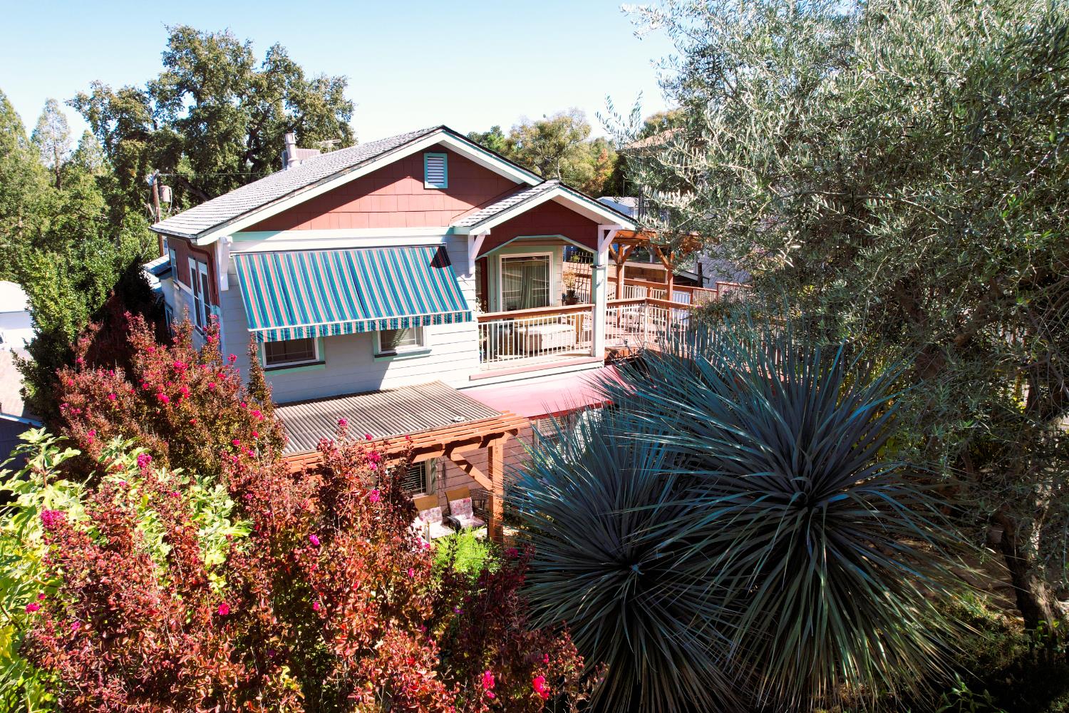 126 Center Street Jackson, CA 95642 - Photo 76 of 79 a front view of a house with a yard