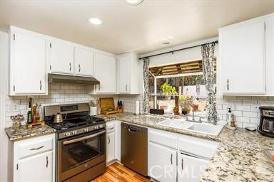 36306 St Raphael Drive Murrieta, CA 92562 - Photo 7 of 19 kitchen