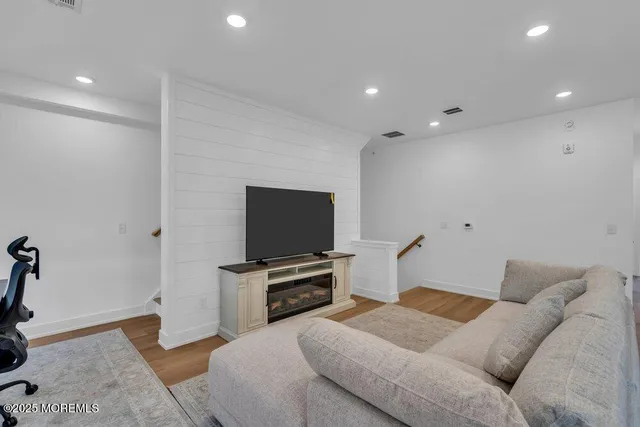 $689,900 | 629-631 Highway 88, Unit 14, Point Pleasant, NJ 08742