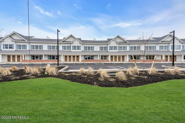 $689,900 | 629-631 Highway 88, Unit 14, Point Pleasant, NJ 08742